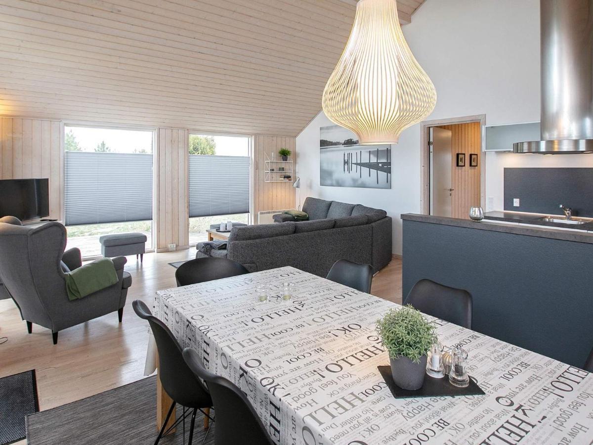 6 Person Holiday Home In V Ggerl Se Bøtø By Kültér fotó