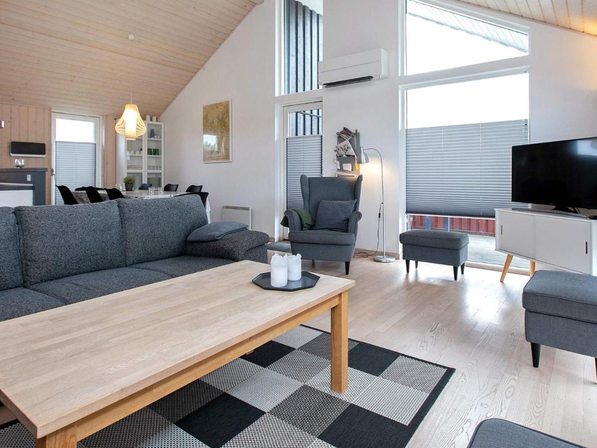6 Person Holiday Home In V Ggerl Se Bøtø By Kültér fotó